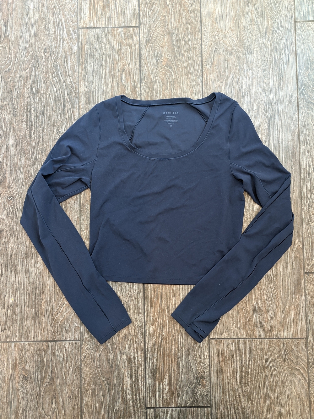Athleta Transcend X Simons Biles Long Sleeve Top Navy Size Medium Scoop Neck